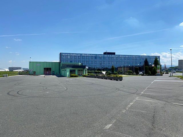 Hallo Business Park